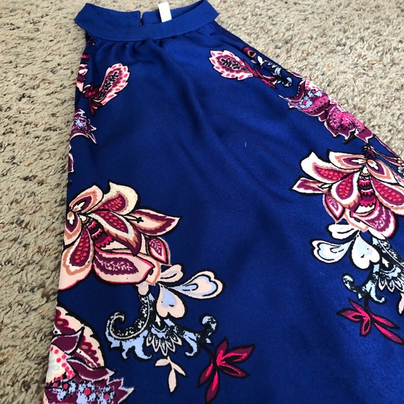 Blue Dress - Picture 2 of 4